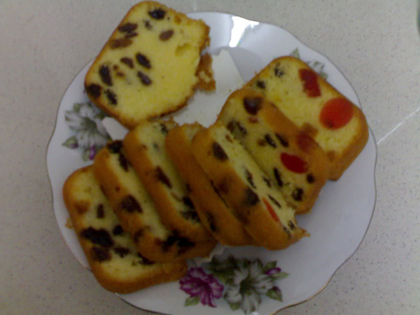 Rich fruit cake